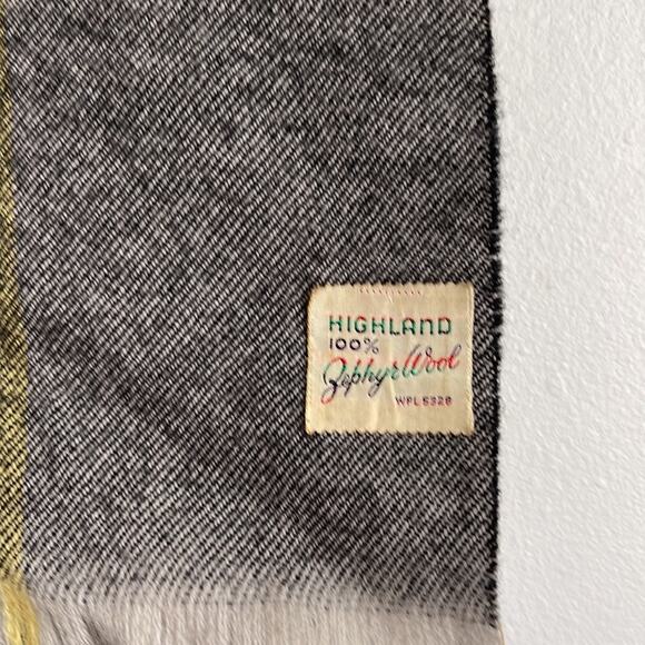 Vintage 100% Zephyr Wool plaid fringe hem winter warm scarf - Picture 3 of 5